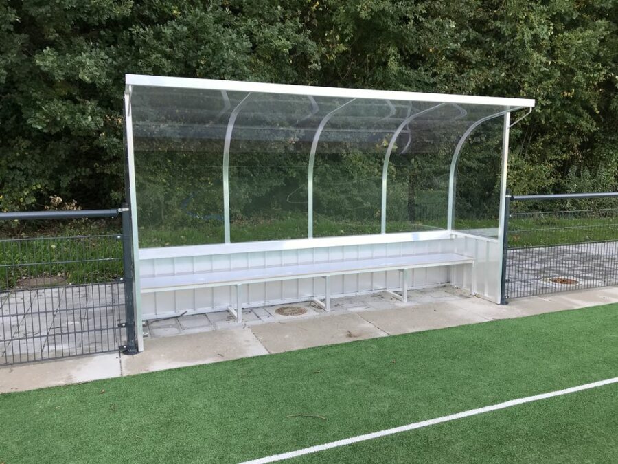 Dug-out met aluminium onderzijde