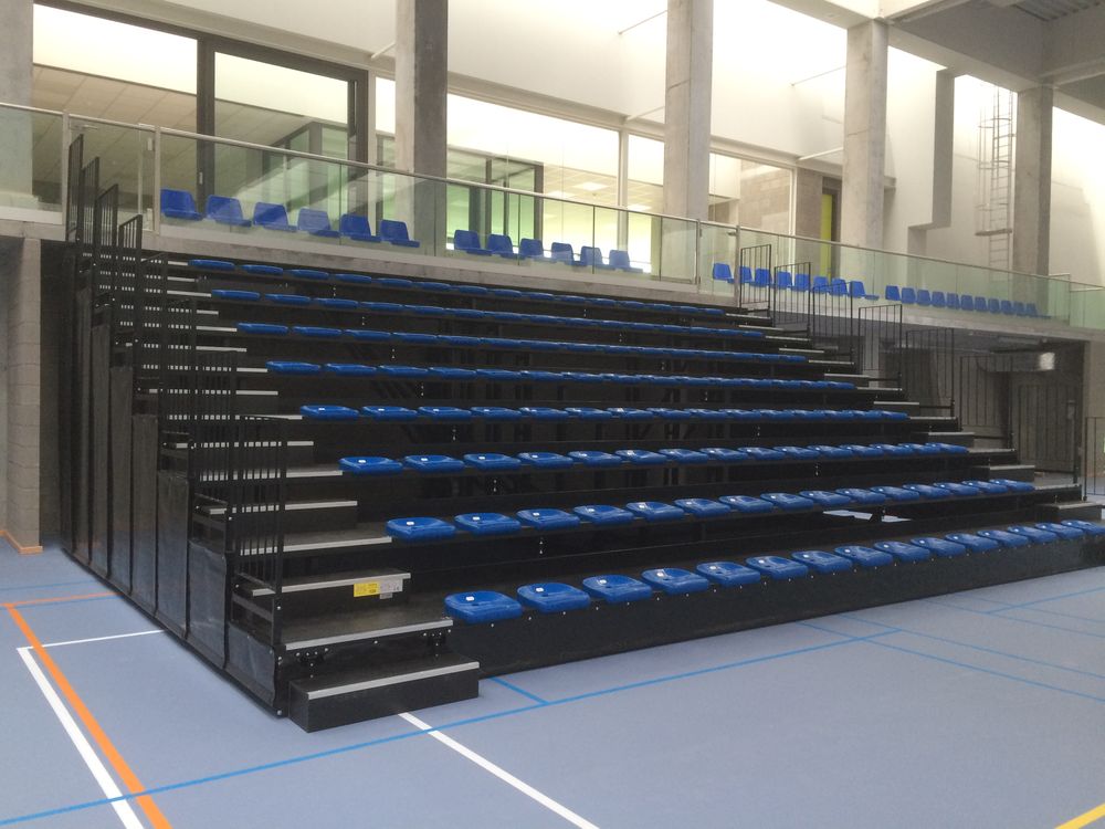 Vaste telescopische tribunes