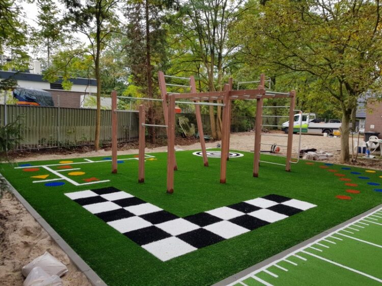 multi-tower outdoor fitnesstoestel