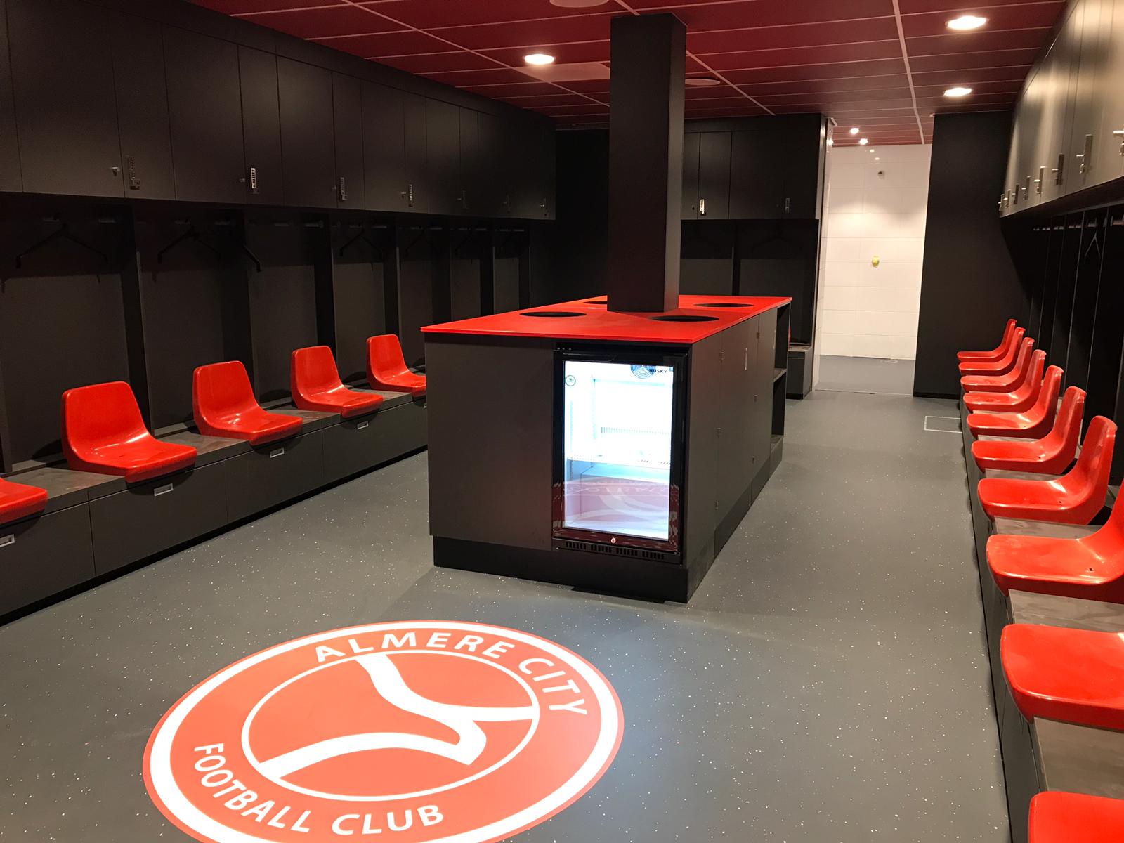 kleedkamers almere city